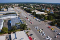 Thị trấn độc đáo nhất thế giới – Nơi mỗi gia đình đều sở hữu 1 chiếc máy bay