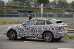 [VIDEO] Jaguar F-Pace SVR 2018 sẽ mạnh mẽ tới 550 mã lực