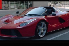 [VIDEO] Ngộp thở với LaFerrari Aperta mới phi nhanh như chớp