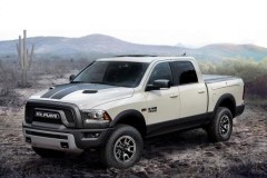 Ram vén màn 1500 Rebel Mojave Sand và 1500 Ignition Orange Sport