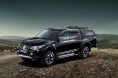 Mitsubishi Triton mới trình làng xe Việt với giá 785 triệu đồng