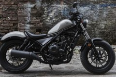 Honda Rebel 2017 - Xe cruiser giá "mềm" cho người mới chơi mô tô