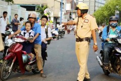 Đi xe máy không chính chủ: Chỉ phạm luật, tai nạn mới lo