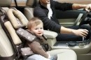 Những điều cần tránh khi có trẻ nhỏ trên ô tô (P1)