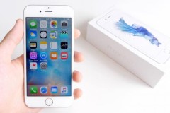 4 chiếc điện thoại lừng danh năm 2015 giờ ra sao?