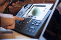 Đ&#244;̉i mã vùng đi&#234;̣n thoại: Bộ TT&TT chuẩn bị r&#226;́t kỹ lưỡng