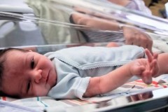 Không khí ô nhiễm gây hại qua da nhiều hơn qua đường thở