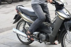 Mẹo khởi động xe máy trong ngày giá lạnh