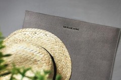 Michael Kors Sleeve - túi đựng MacBook cực sang trọng và độc đáo