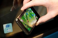 Smartphone Hyundai bất ngờ lộ diện: Vỏ kim loại, hỗ trợ 4G