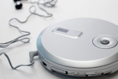 Thiết bị kỹ thuật số thay đổi cuộc sống con người của Nhật