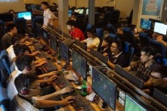“Trái đắng” nghề làm net: “Nhiều chuyện bức xúc lắm, kể hoài không hết”