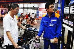 Xăng có thể tăng giá mạnh vào thứ Hai