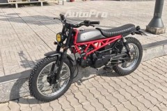 "Vua phượt" Honda Win 100 độ hết 26 triệu Đồng của thợ Sài thành