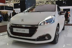 Peugeot trình làng bộ đôi 208 GT Line và 308 R Hybrid Concept
