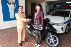 Xúc động nhận lại chiếc xe Honda SH sau 5 năm bị mất