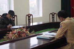 Tài xế bị phạt 25 triệu đồng vì vi phạm luật còn chửi bới, lăng mạ CSGT