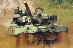 Mãn nhãn xem tăng T-80BV của Nga "khiêu vũ", xả đạn