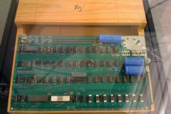 16 thiết bị đã giúp Apple thay đổi cả thế giới