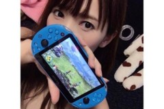 Diễn viên JAV Yui Hatano bất ngờ khoe chiến tích chơi game