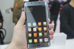 Xiaomi chính thức phủ nhận sự tồn tại của Mi Note 2 màn hình phẳng