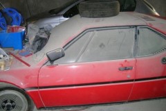 Hàng hiếm BMW M1 phủ bụi trong garage 34 năm được tìm thấy tại Ý