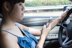 Apple bị kiện do không "khóa" ứng dụng FaceTime của người đang lái xe ô tô