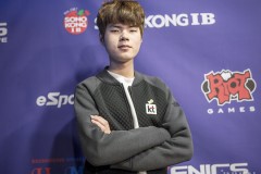 [LMHT] Deft vẫn chưa hài long sau chiến thắng mở điểm trước ROX