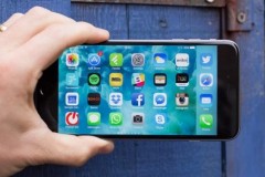 9 l&#253; do g&#226;y hao pin tr&#234;n iPhone m&#224; bạn n&#234;n tr&#225;nh