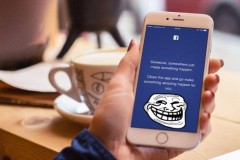 [Android/iOS] "Troll" bạn bè bằng ứng dụng Facebook giả như thật