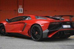 Chiêm ngưỡng vẻ đẹp siêu xe Lamborghini Aventador SV