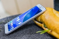 Galaxy J7 2016 thiết kế kim loại, camera ngon vừa giảm gi&#225;