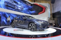 Honda Civic thế hệ mới chốt giá bán 950 triệu đồng tại Việt Nam