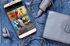 Le 2S Dual camera k&#233;p m&#224;n h&#236;nh tr&#224;n cạnh lộ ảnh thực tế