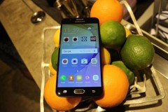 Mua J7 Prime nhận được nhiều qu&#224; tặng gi&#225; trị