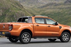 Những mẫu ô tô tầm giá 1 tỷ đồng phù hợp khách Việt chọn mua chơi Tết