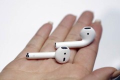 Tai nghe kh&#244;ng d&#226;y AirPods: Phụ kiện độc đ&#225;o kh&#243; l&#242;ng bỏ qua