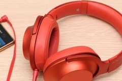 TGDĐ đang b&#225;n phụ kiện Sony ch&#237;nh h&#227;ng, chọn ngay một chiếc