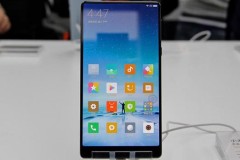 Xiaomi chuẩn bị ra mắt Mi MIX m&#224;u trắng tinh kh&#244;i?