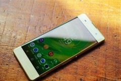 Xperia X 2017 lộ ảnh thực tế với viền màn hình siêu mỏng