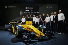 Đội đua F1 của Renault trình làng đội hình và xe đua cho mùa giải 2017