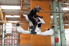 Môtô bay Hoverbike Scropion-3 giúp biker tiến gần tới giấc mơ cất cánh