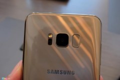 Giải pháp cho cảm biến vân tay "đặt nhầm chỗ" trên Galaxy S8