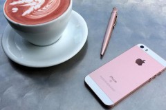 Apple tăng gấp đôi bộ nhớ iPhone SE, giá vẫn không đổi