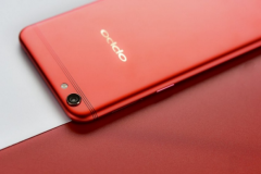 Quên iPhone 7 đi, đây là những flagship Android có màu đỏ đẹp không kém