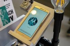 Moto M chính thức ra mắt tại Việt Nam: thiết kế kim loại nguyên khối, giá 6.990.000 VNĐ