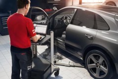 Porsche Việt Nam ưu đãi đặc biệt chăm sóc xe trước mùa hè