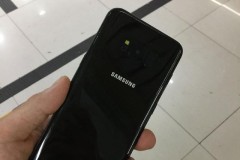 Ảnh thực tế của Samsung Galaxy S8 phiên bản màu đen bóng