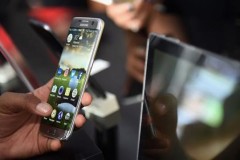 Samsung nẫng tay trên công nghệ màn hình mới của iPhone