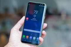 Cận cảnh Samsung Galaxy S8+ phiên bản Snapdragon 835 tại Việt Nam